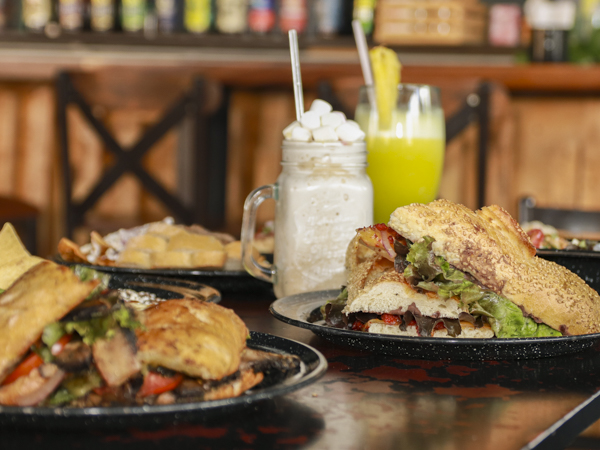 Irekua Tsintsuniri Cocina Urbana