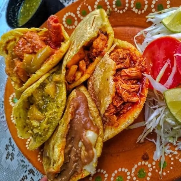 Orden de 5 Gorditas de Surtida