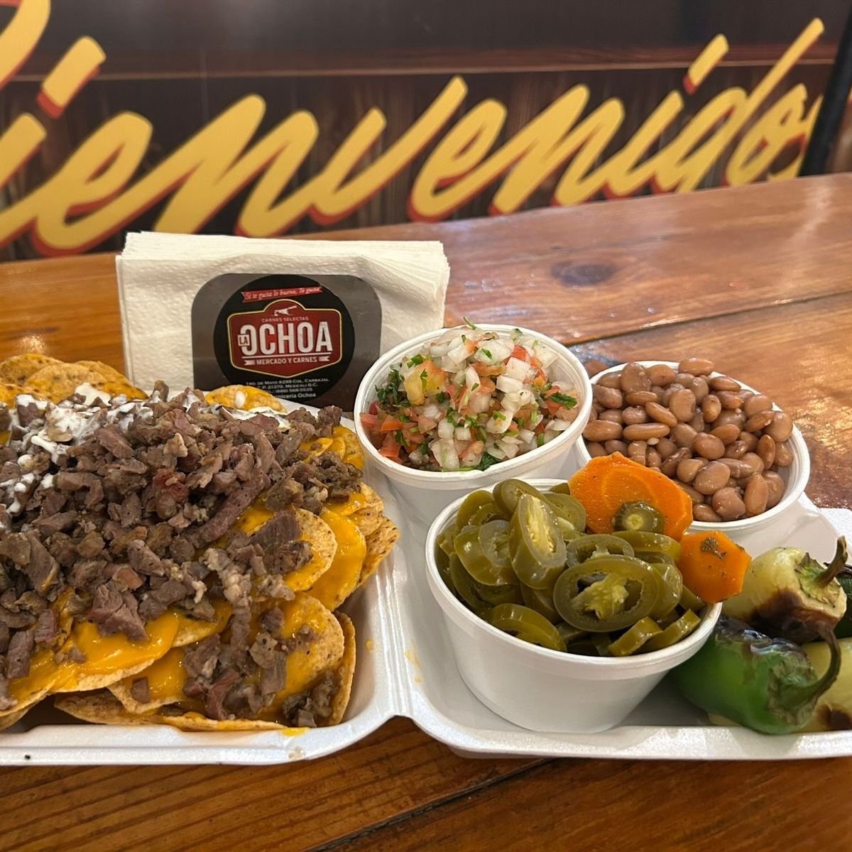 Nachos con Asada, Pollo o Pastor