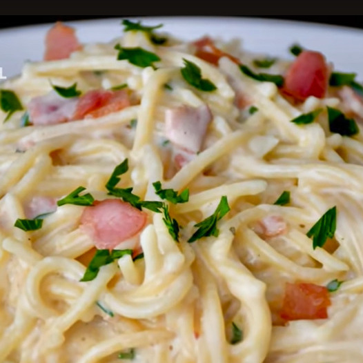 Espagueti a la Crema