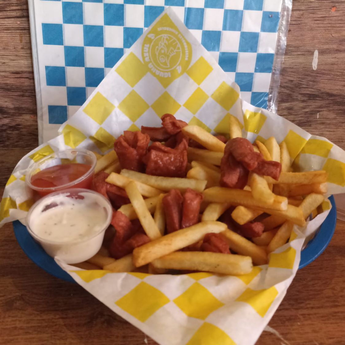 Salchipapas