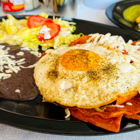 Chilaquiles Rojos