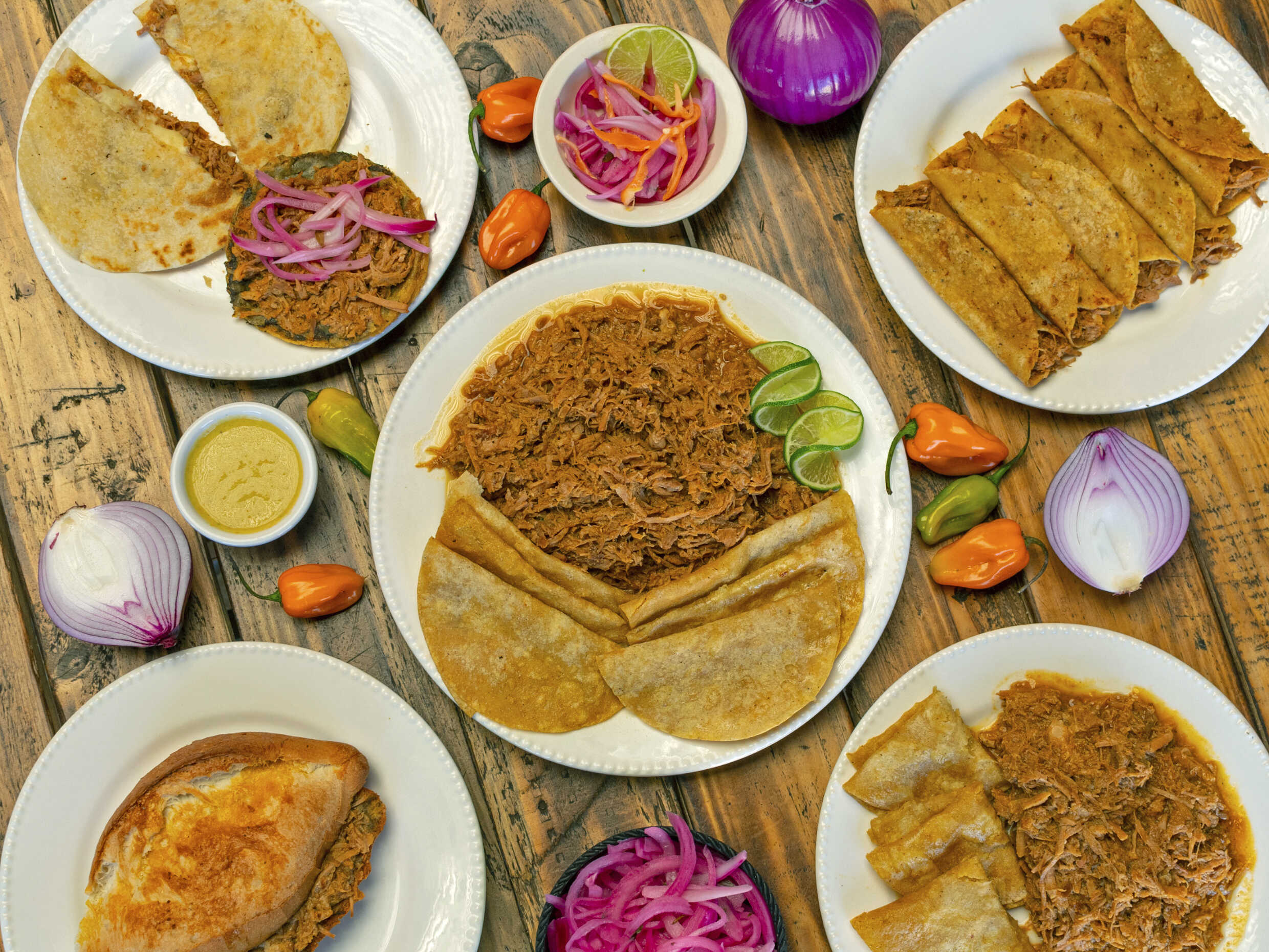 La Porcelina Cochinita Pibil