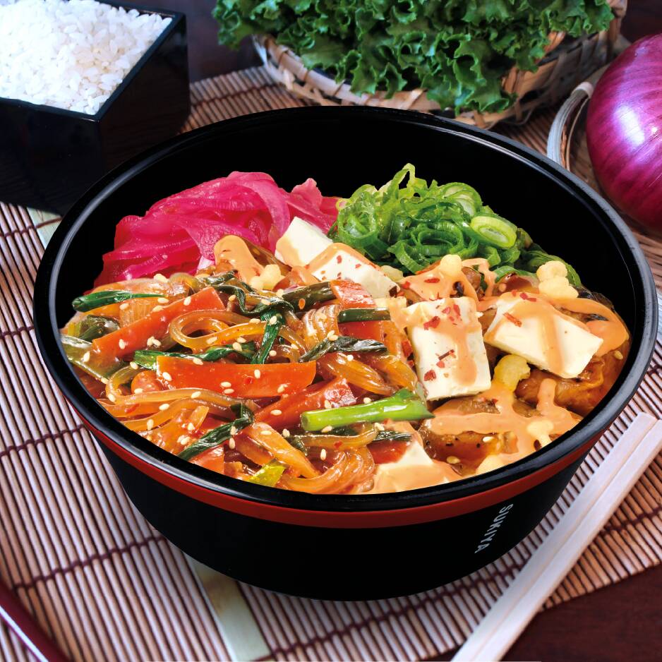 Teriyaki de Pollo Bulgogi Sriracha Queso Crema