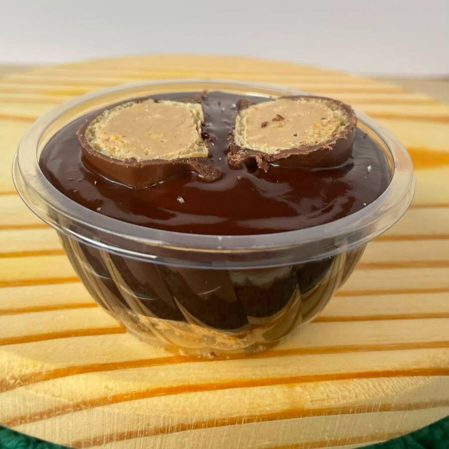 Bombom sonho de valsa, brigadeiro gourmet, ganache chocolate meio amargo Apróx. 150g