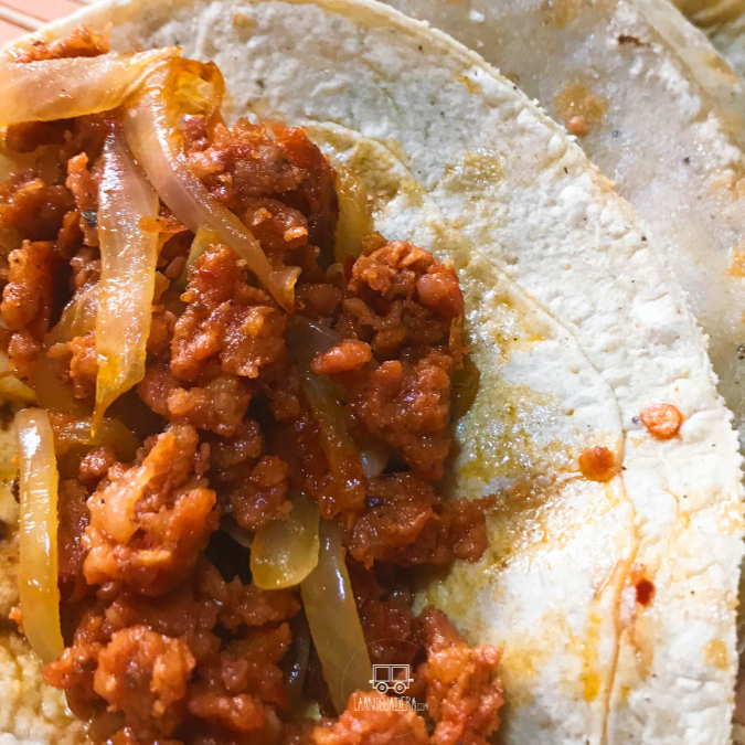 Taco de Longaniza con Tortilla de Harina