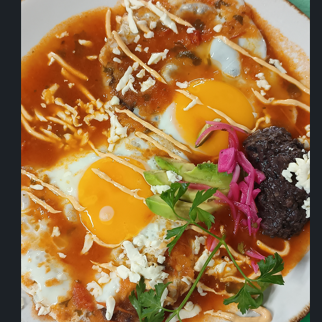 HUEVOS RANCHEROS.