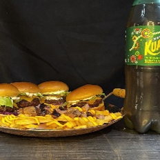 Acompanha 4 hambúrguer smash bacon ,batata com bacon e cheddar,refri 2l..