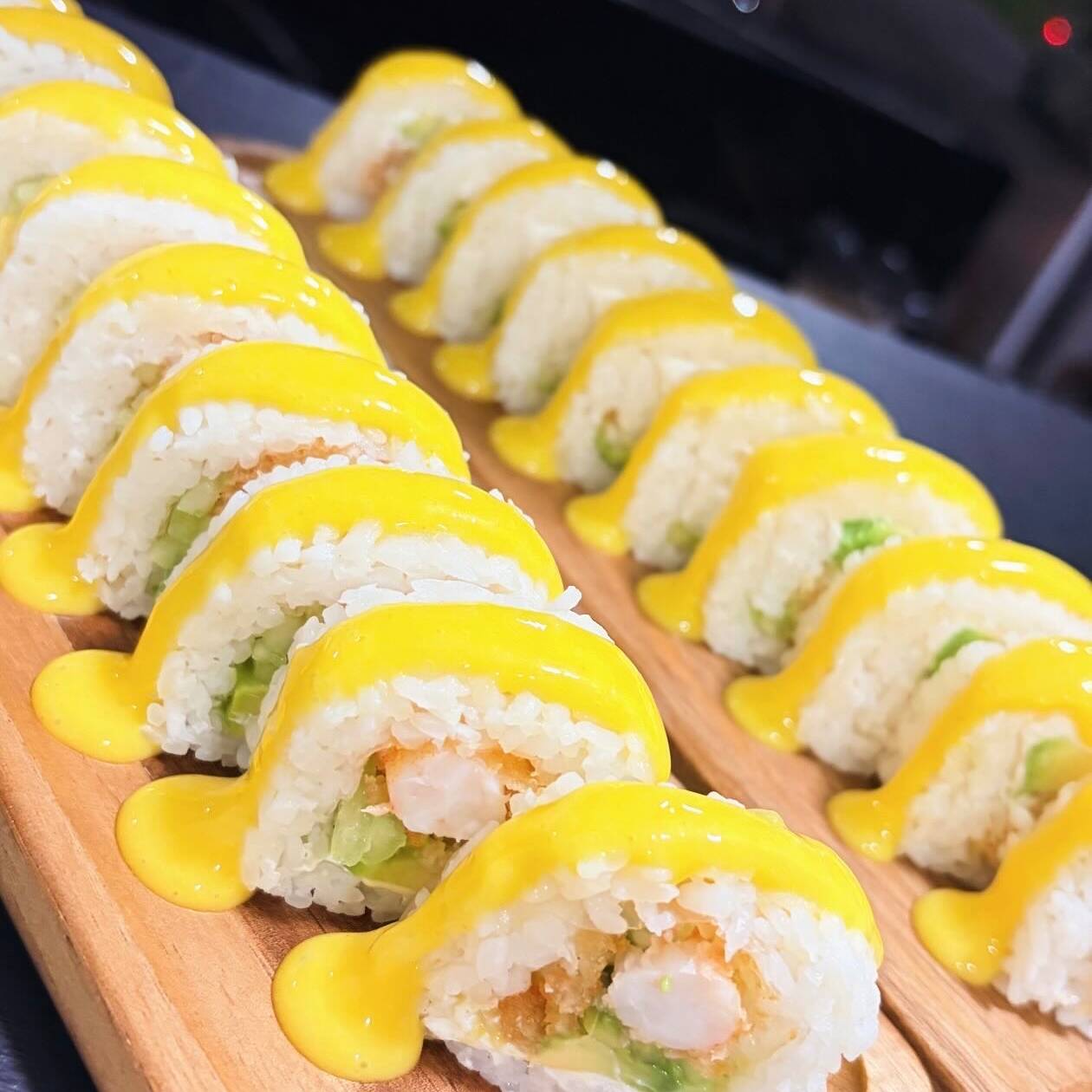 MANGO MAKI