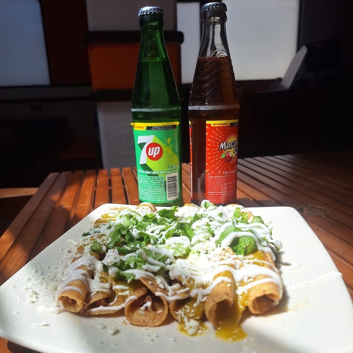 Pack Flautas (6 Flautas + 1 Refresco 355 Ml)