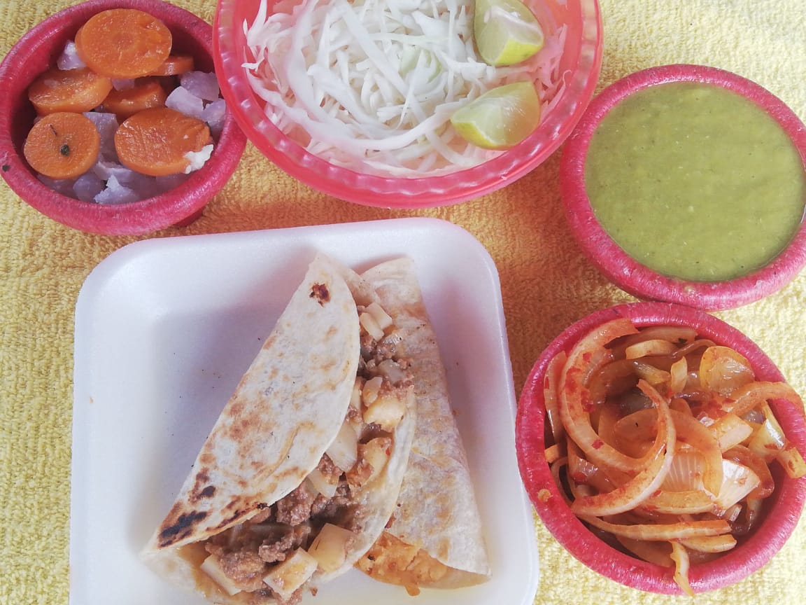 Taco de Harina de Picadillo