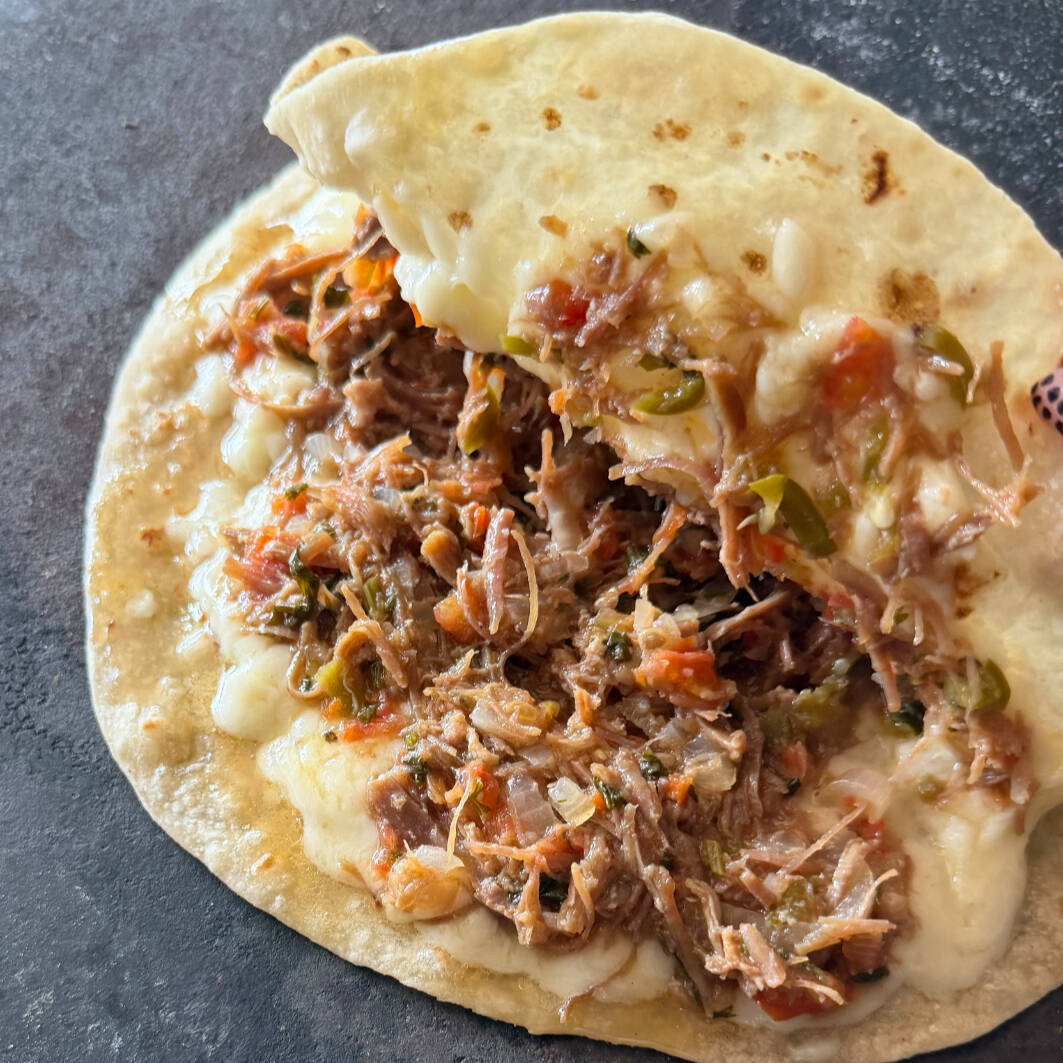 Quesadilla con Guisado