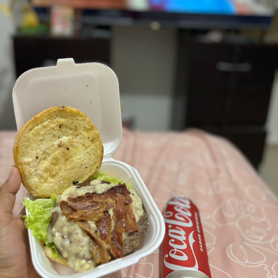 Hamburguesa con Tocino