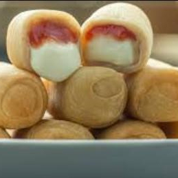 TEQUEÑOS DE GUAYABA Y QUESO (5 PZS)