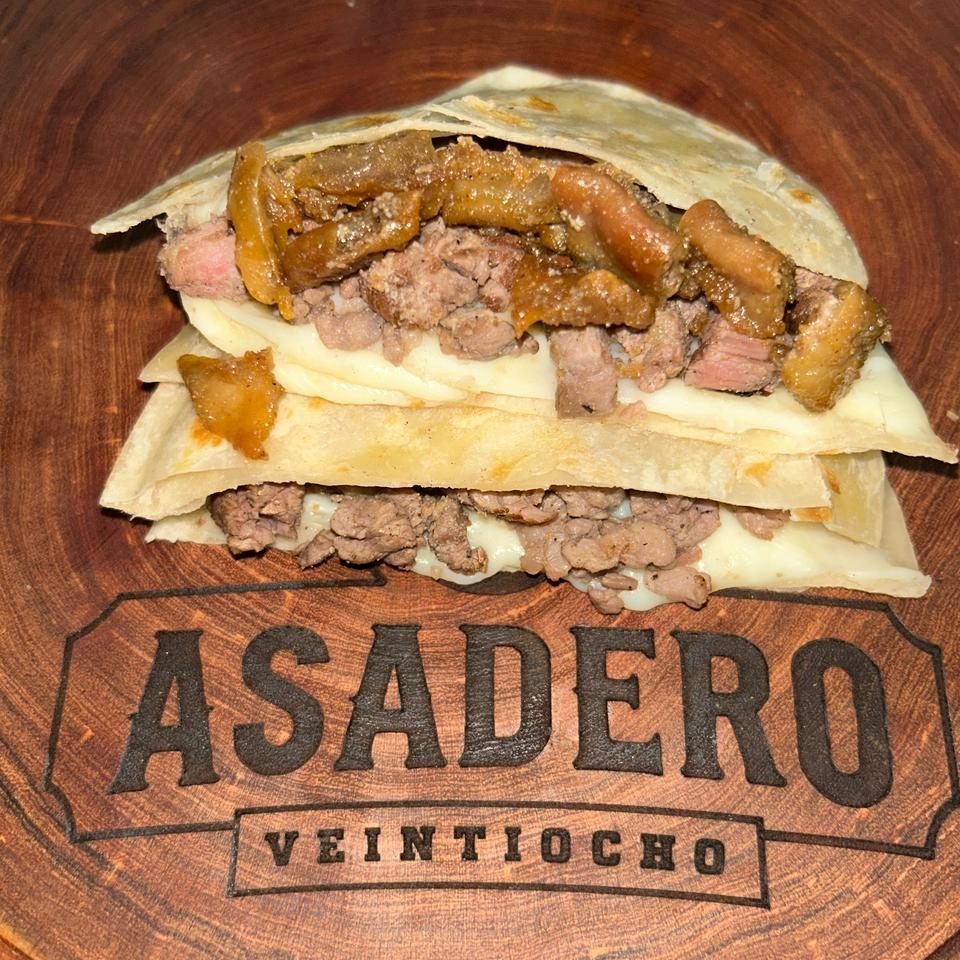 Quesadilla Campechana