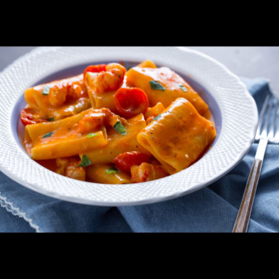 Paccheri de Camaron y Tomate Cherry