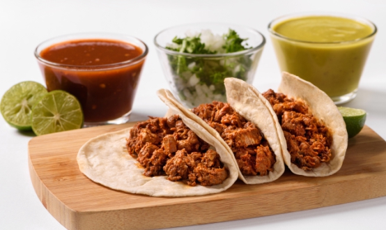 Taco de Carne Adobada Tipo Pastor