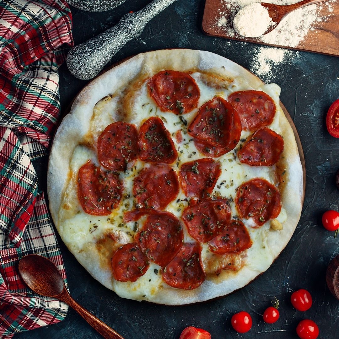 Pizza Pepperoni 6 Porciones