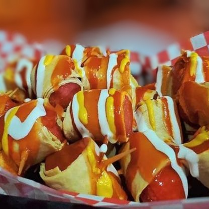 Salchitacos