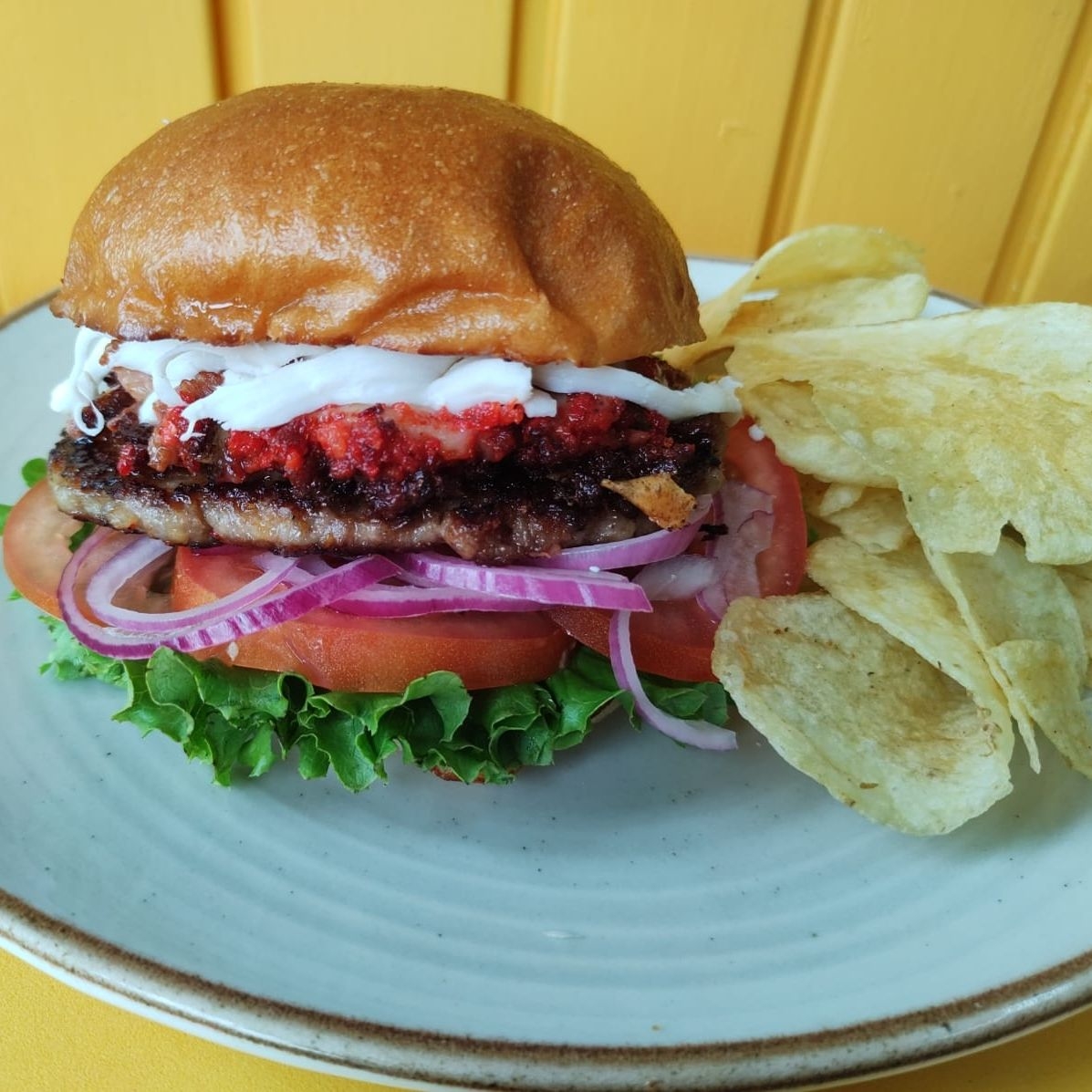 HAMBURGUESA CHORIQUESO
