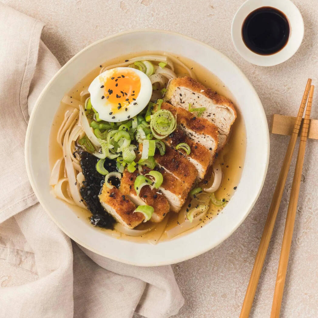 Lomo Crunch Spicy Ramen