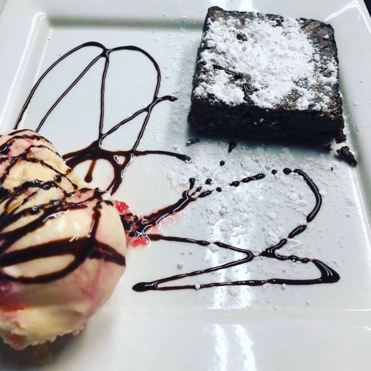 Brownie con Helado