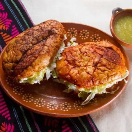 PAMBAZO DE CHULETA ENCHIPOTLADA