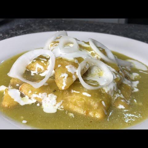 Chilaquiles Rellenos de Frijol con Queso