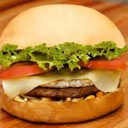 Pão, carne, queijo, ovo, presunto, alface e tomate