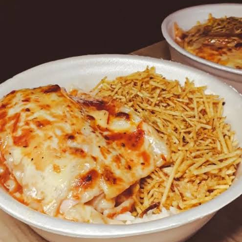 Arroz, batata palha e lasanha