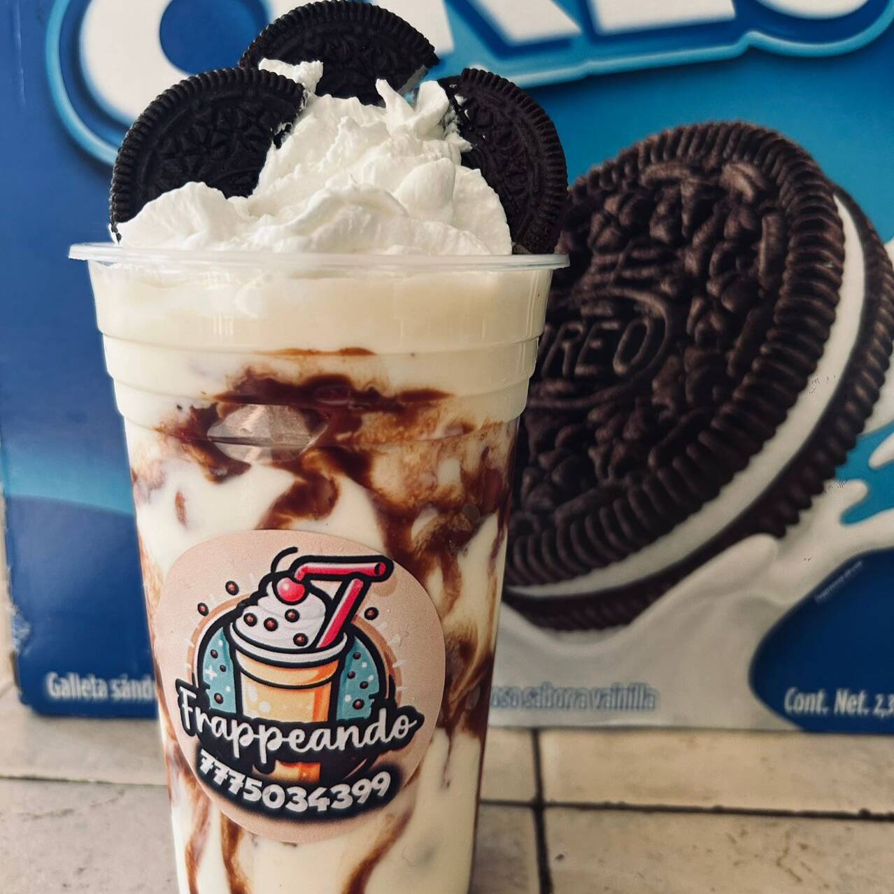 Fresas con Crema y Oreo Grandes