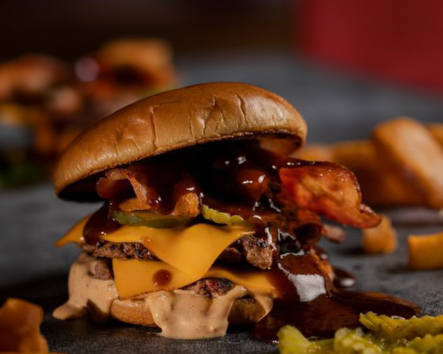 Bbq & bacon cheeseburger
