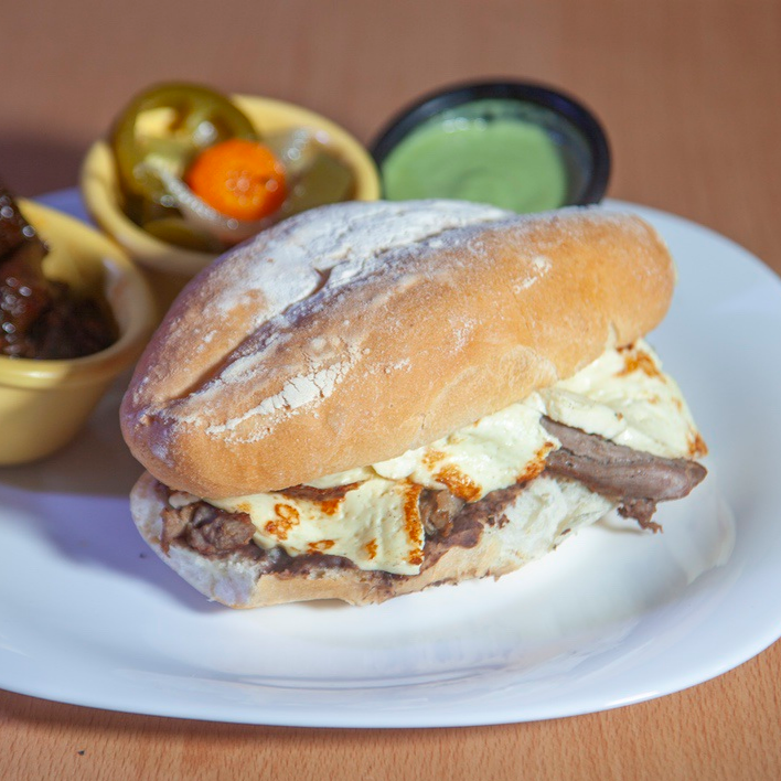 Combo Torta Arrachera + Bebida