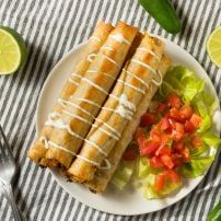 5 flautas de pollo con 1 refresco
