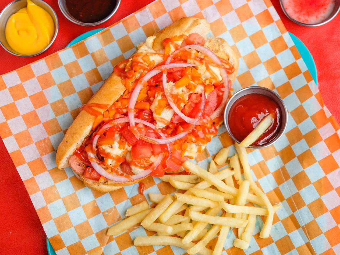 HOT DOG CLASICO...