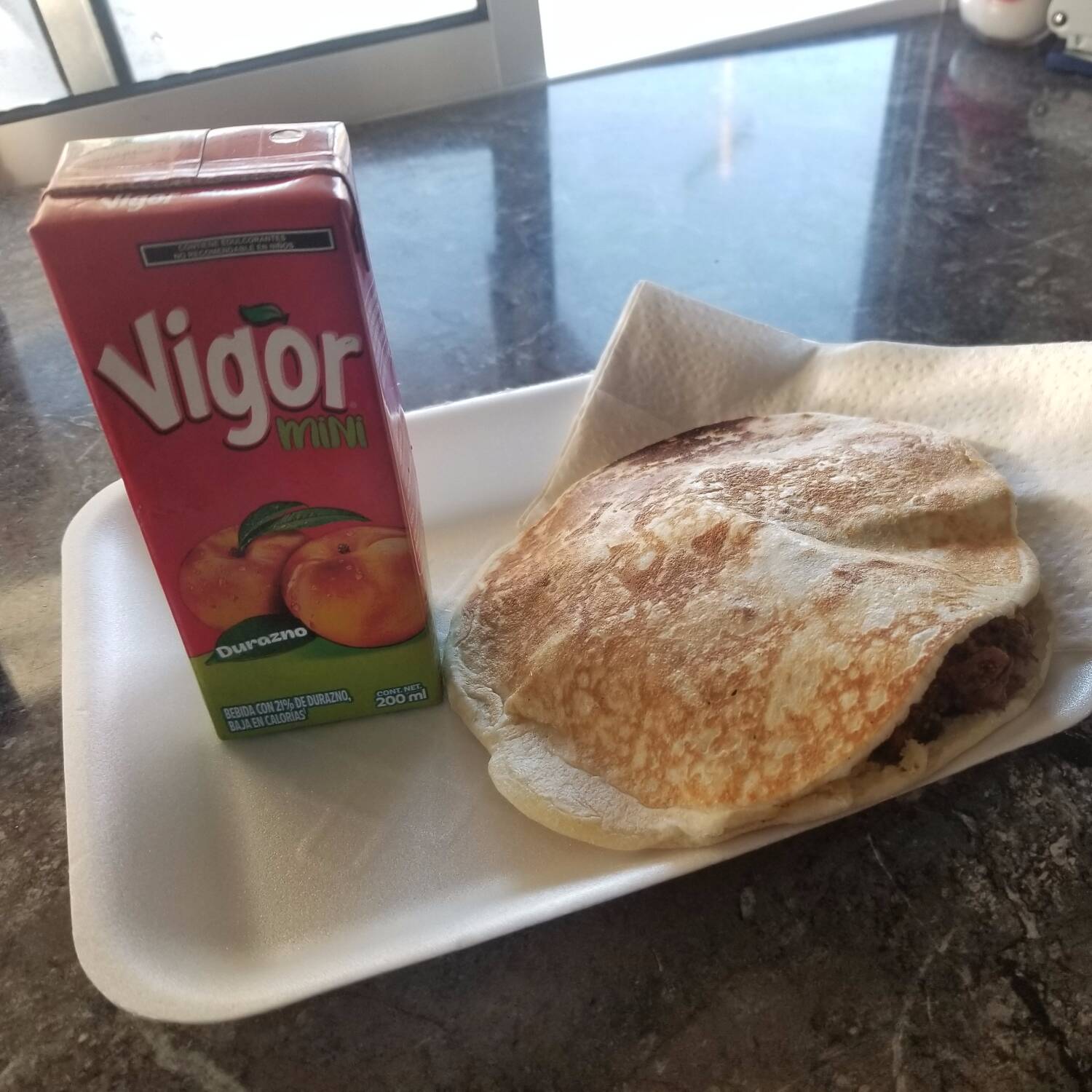 Combo Escolar Frijoles Cn/Sn Queso Jugo 200ml