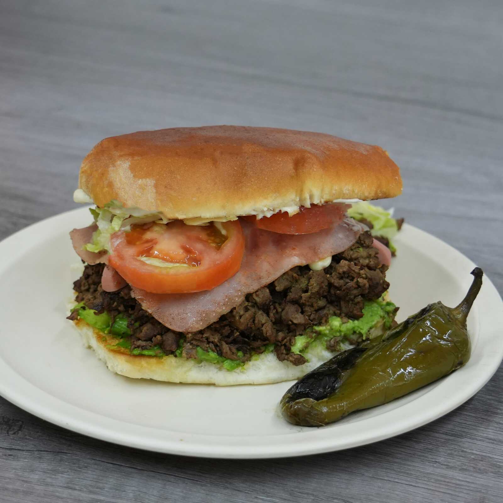 Torta de Bistec Especial