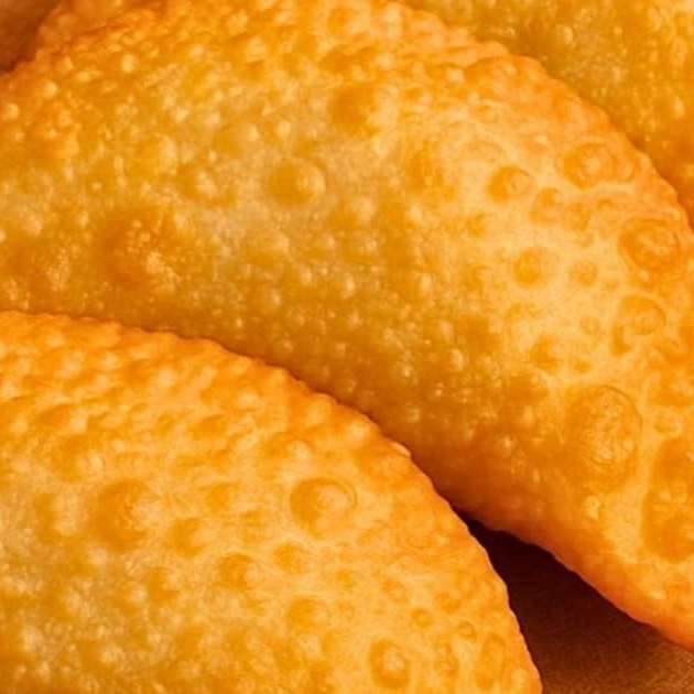 Massa de Pastel frita sem recheio