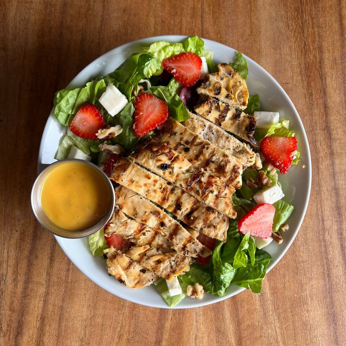 Ensalada Fresa Pollo