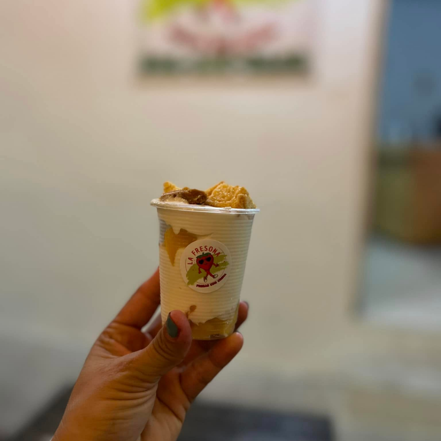 VASO CHICO FRESAS CON CREMA