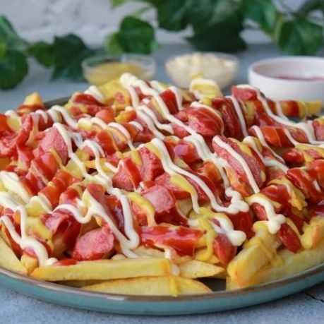 Salchipapas
