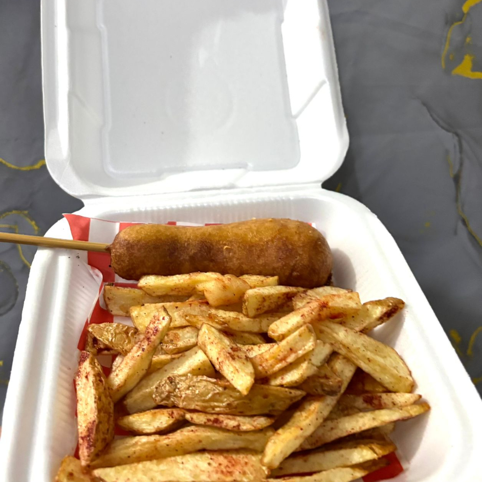 Banderilla Tradicional Con Porción De Papas