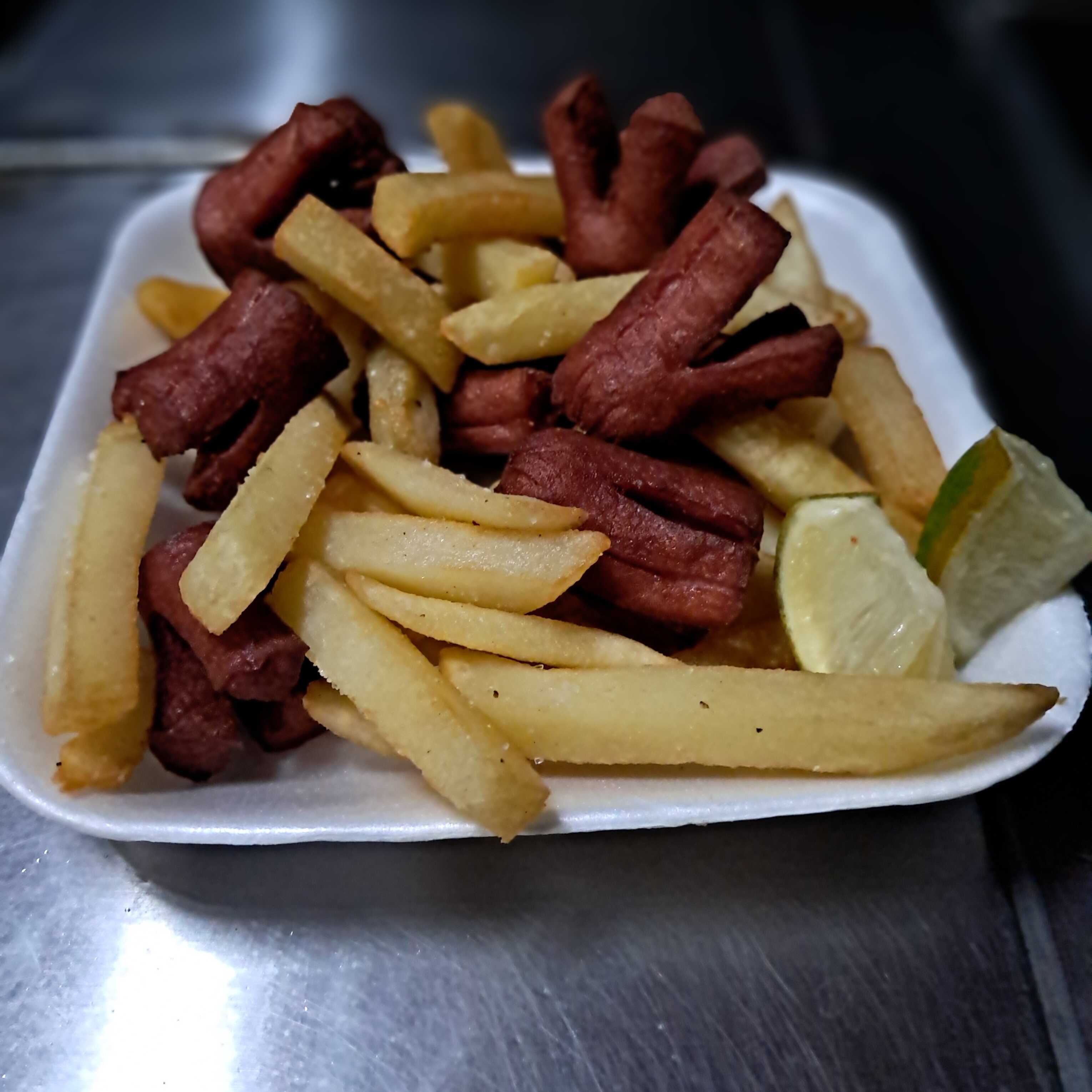 Salchipapas
