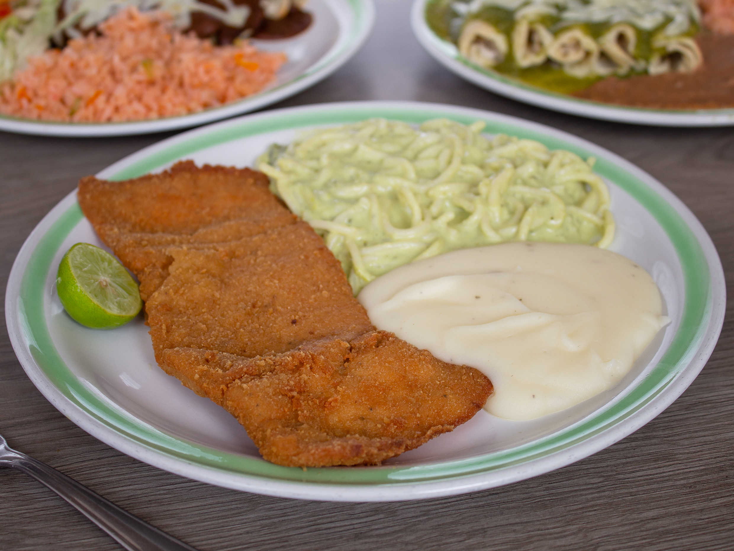 Milanesa de Pollo Empanizada