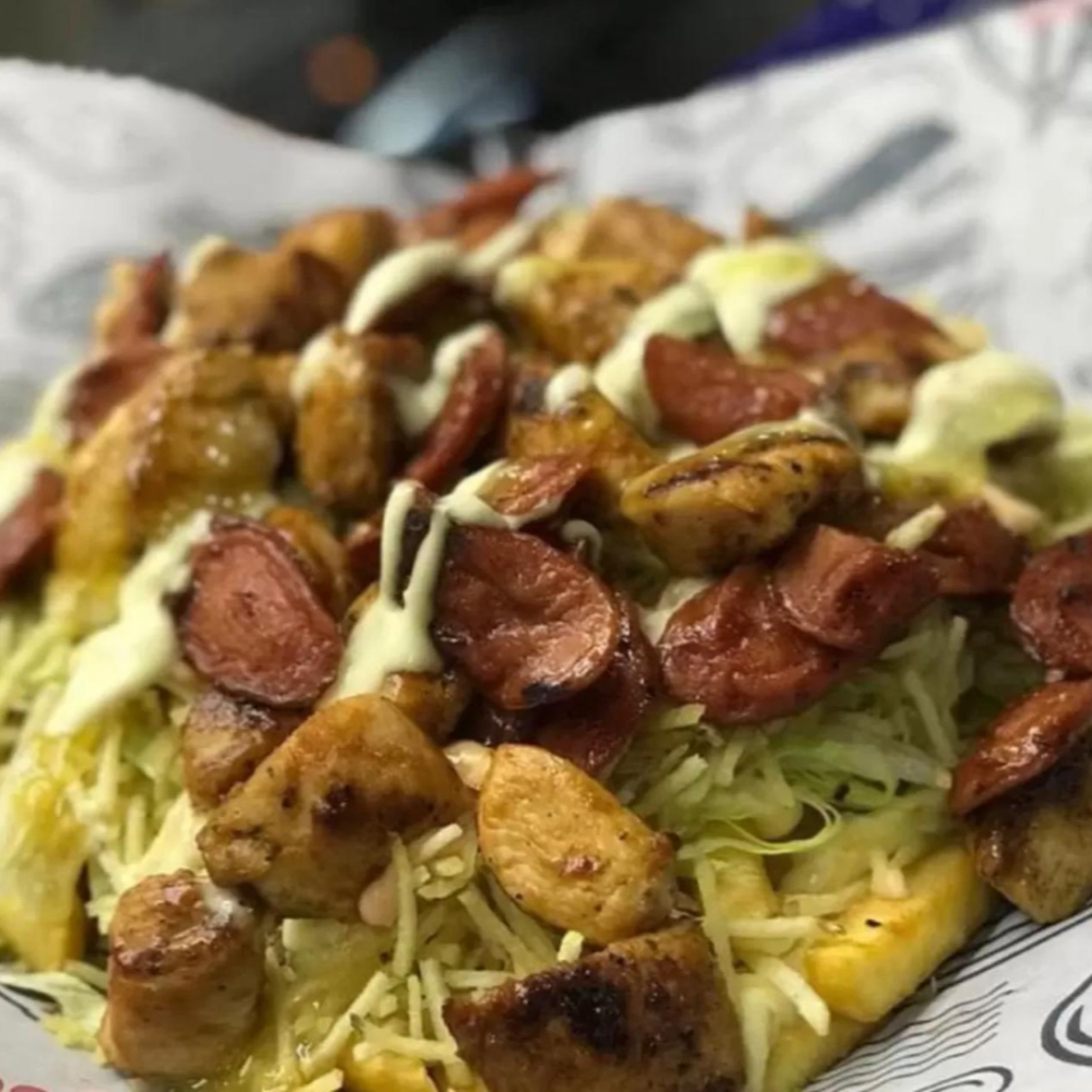 2x1 EN SALCHIPAPA DE POLLO