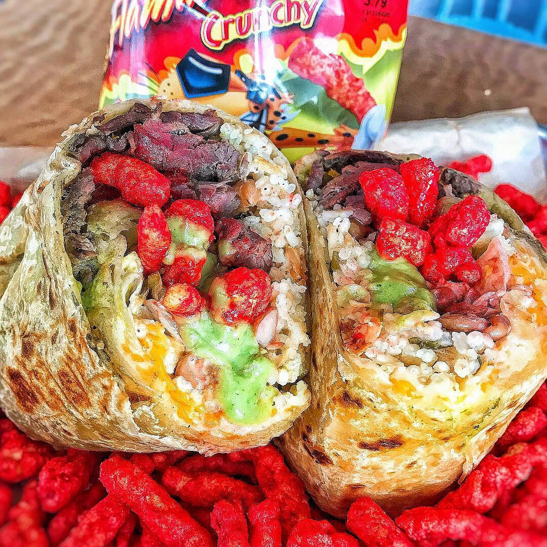BURRITO CHEETOS FLAMIN HOT XXL