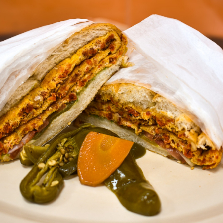 Torta de Huevo con Chorizo
