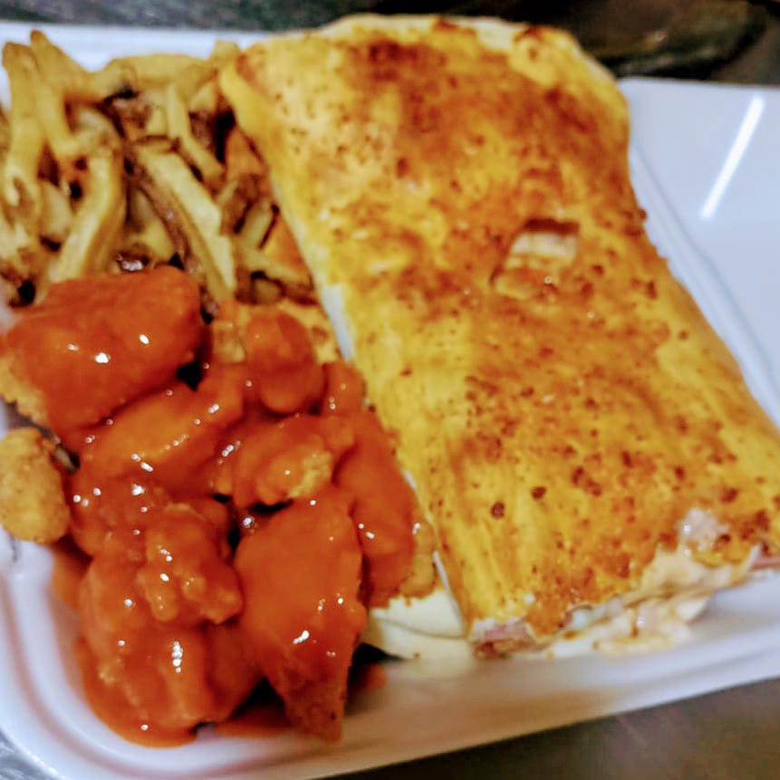 Combo Chicken Bake +papas+boneles+bebida