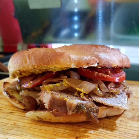 Lonche de Carnitas