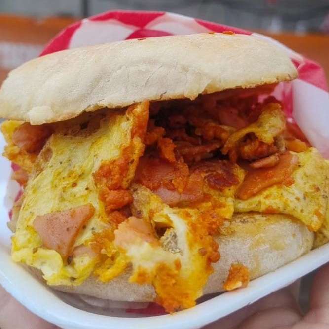 TORTA DE HUEVO A LA MEXICANA